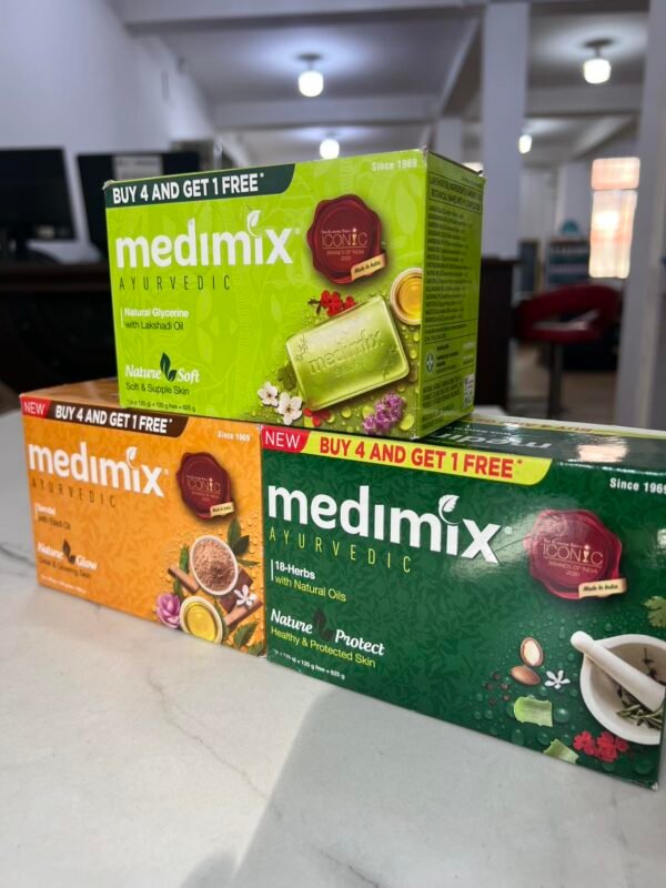 Medimix Glycerin Soap in Natural Shades (Suitable for Normal, Oily and Dry Skin) - The Best Price