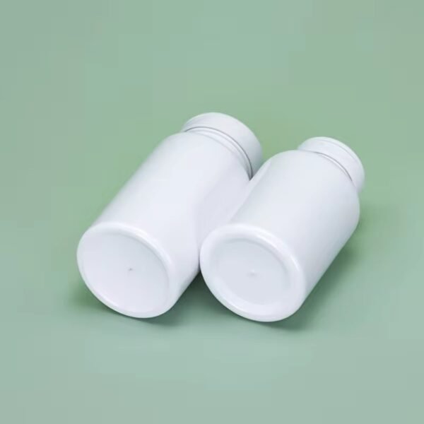 New in 2024, high-end candy and vitamin bottles. They are sealed and can be customized. Purchase empty black plastic bottles. - Image 5