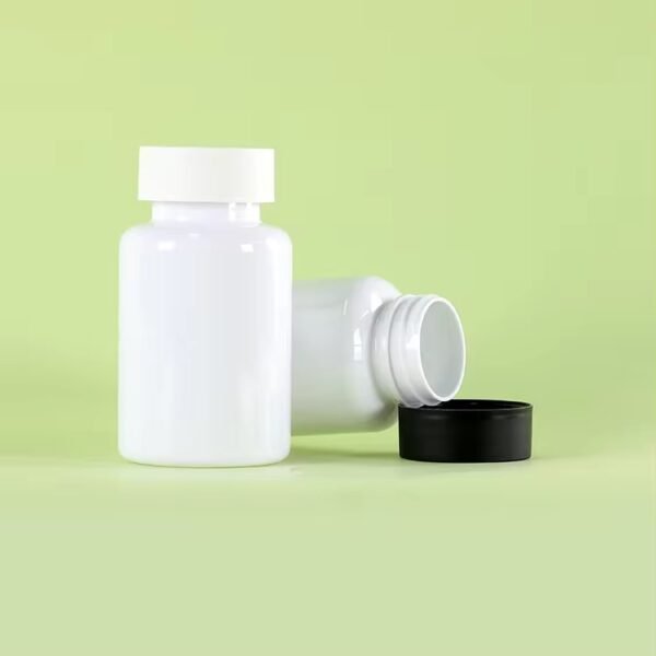 New in 2024, high-end candy and vitamin bottles. They are sealed and can be customized. Purchase empty black plastic bottles. - Image 2