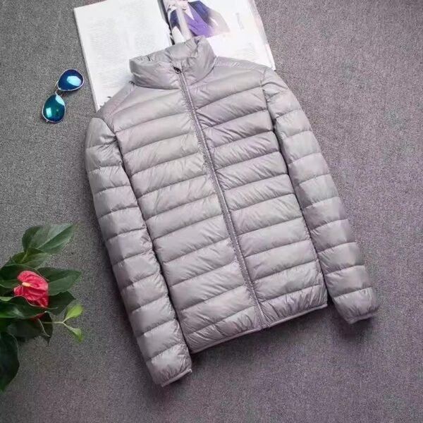Cheap and Lightweight Warmth Puffer Jacket with Custom Logo, Made of Polyester, Stand Collar and Hooded, Thickened Winter Men's Outerwear - Image 6